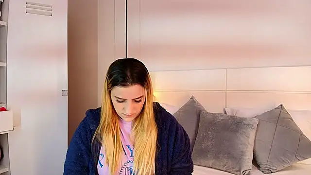 Dakota Megan 69 online show from September 30, 2:45 pm