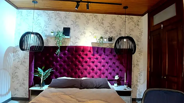 MrJustin  online show from November 30, 7:47 pm