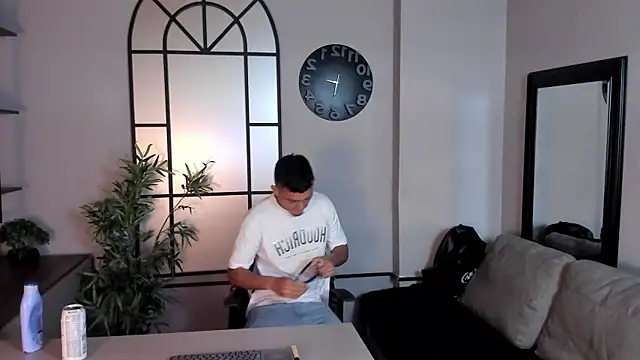 MrJustin  online show from October 10, 8:42 pm