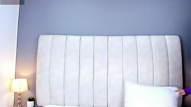 ScarletStarr online show from November 27, 4:02 am