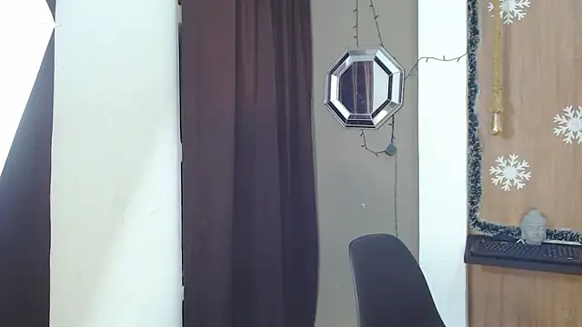 miss leidy  online show from January 17, 12:58 am