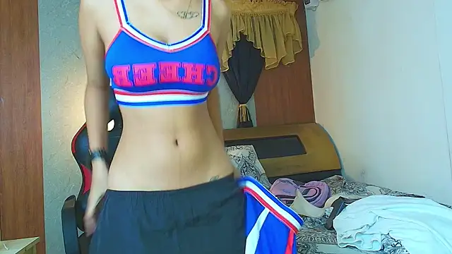 miss leidy  online show from June 25, 3:15 am