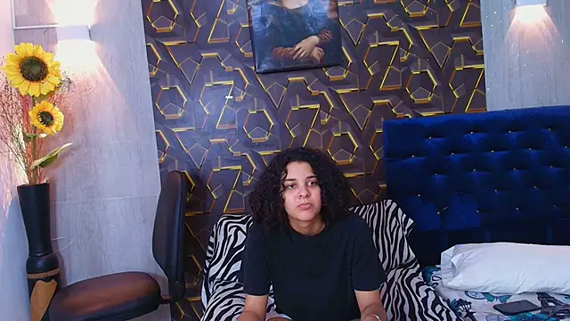 miss leidy  online show from June 27, 3:12 am