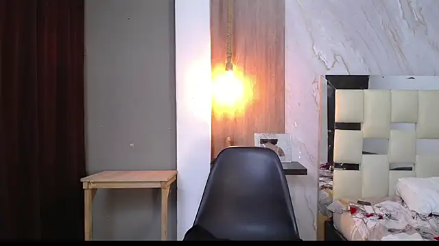 miss leidy  online show from October 5, 3:08 am