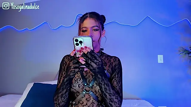 AlinaSweett  online show from September 27, 3:18 pm