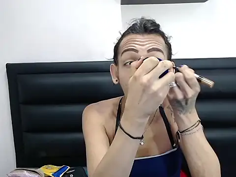 Snapshot of sara_sexy_doll chatting on October 2, 4:54 pm sara sexy doll online show from October 2, 4:54 pm