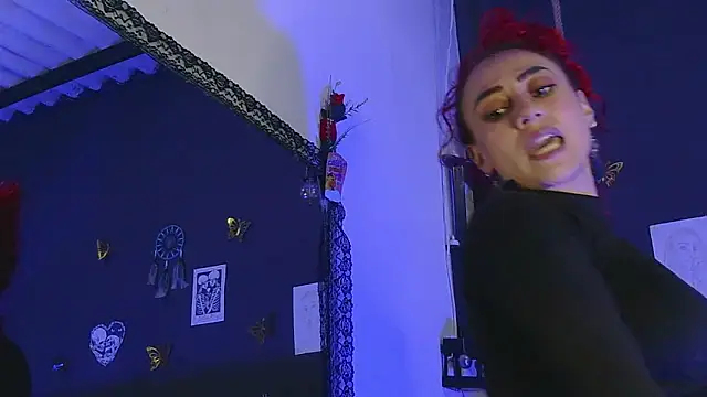 MeganBrown4 online show from May 19, 4:52 am