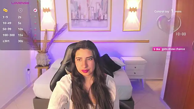 alice coopperx online show from November 26, 12:16 pm