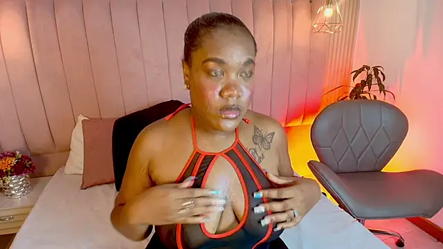 Chloee Miller1 online show from October 9, 2:17 pm