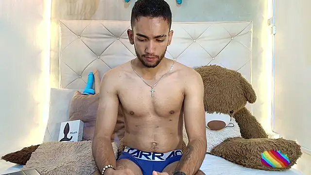 MaicolParker  online show from May 15, 1:42 pm