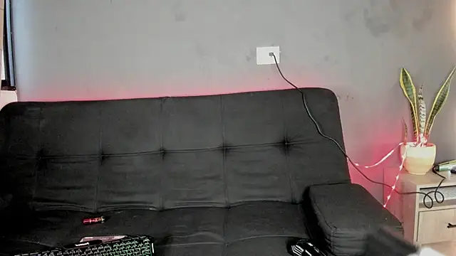 Luna sophya online show from November 28, 12:05 pm