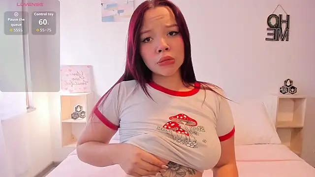 Snapshot of Natalia__Miller chatting on September 22, 1:39 pm Natalia Miller online show from September 22, 1:39 pm