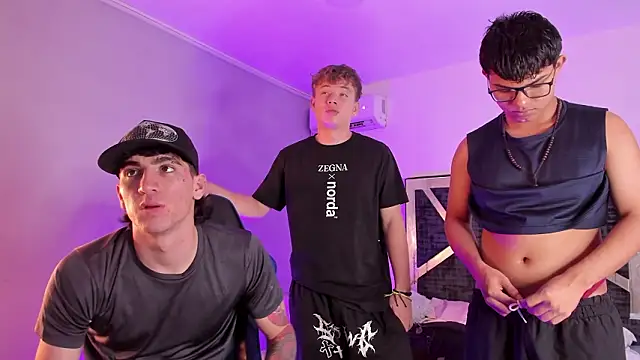 Handsomeboyss19 online show from February 13, 2:33 am