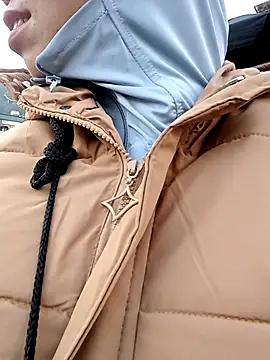 Snapshot of hera-00 chatting on November 15, 1:20 am hera-00 online show from November 15, 1:20 am