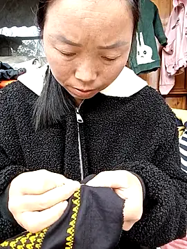 Snapshot of hera-00 chatting on December 16, 1:54 am hera-00 online show from December 16, 1:54 am