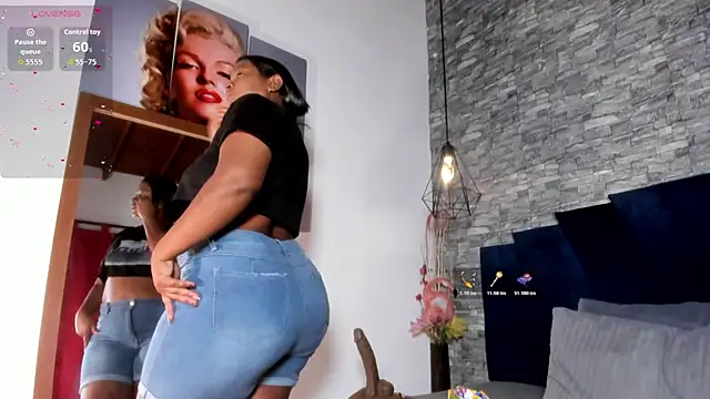 Emily Brown18 online show from March 19, 4:23 am