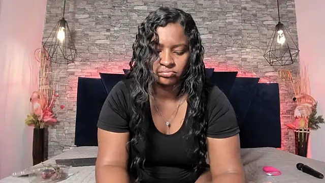 Emily Brown18 online show from May 2, 4:18 am