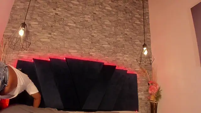 Emily Brown18 online show from April 11, 3:47 am