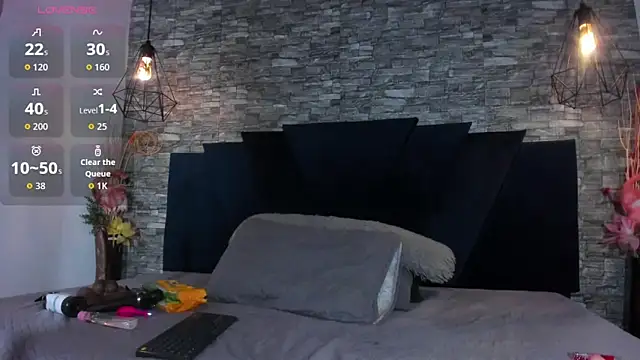 Emily Brown18 online show from November 9, 4:16 am