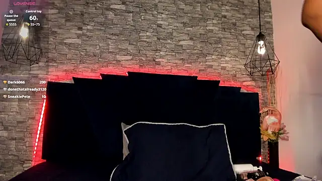 Emily Brown18 online show from May 28, 3:47 am