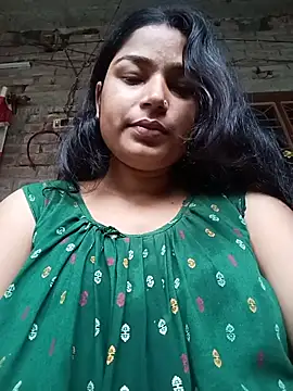 Snapshot of Hot-Jasmin chatting on July 2, 12:44 am Hot-Jasmin online show from July 2, 12:44 am