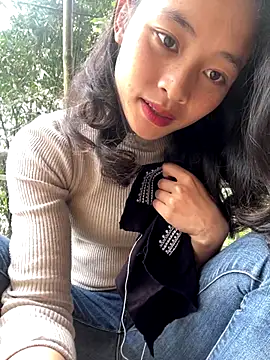 Snapshot of Kieu_xxx chatting on October 27, 2:45 am Kieu xxx online show from October 27, 2:45 am