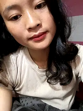 Snapshot of Kieu_xxx chatting on October 17, 2:48 am Kieu xxx online show from October 17, 2:48 am