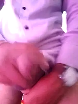 Snapshot of SmartLoda143 chatting on November 24, 6:02 am SmartLoda143 online show from November 24, 6:02 am