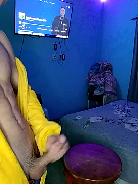 Snapshot of matiatr1112 chatting on September 9, 4:00 am matiatr1112 online show from September 9, 4:00 am