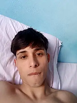 Snapshot of matiatr1112 chatting on November 1, 5:29 pm matiatr1112 online show from November 1, 5:29 pm