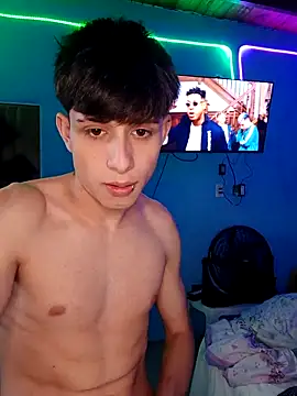 Snapshot of matiatr1112 chatting on October 24, 9:41 am matiatr1112 online show from October 24, 9:41 am