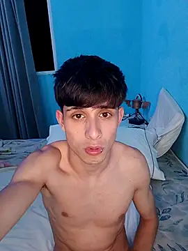 Snapshot of matiatr1112 chatting on November 3, 1:00 am matiatr1112 online show from November 3, 1:00 am