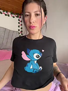 Mia salinass online show from December 16, 6:56 pm