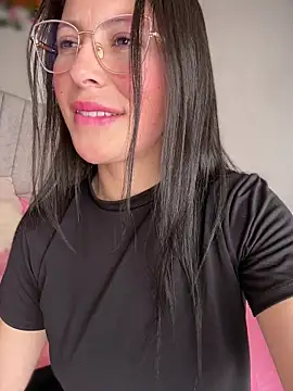 Mia salinass online show from March 17, 6:44 pm