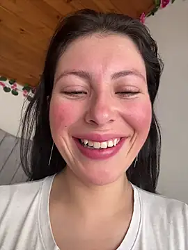 Mia salinass online show from March 11, 6:57 pm