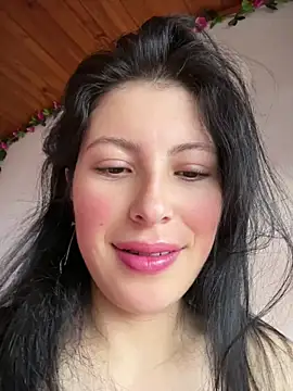 Mia salinass online show from May 12, 7:09 pm