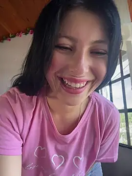 Snapshot of Mia_salinass chatting on July 1, 7:36 pm Mia salinass online show from July 1, 7:36 pm
