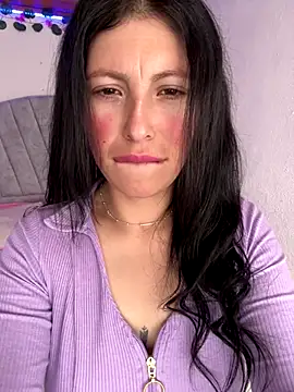 Mia salinass online show from September 24, 5:30 pm