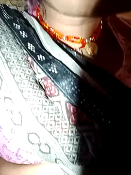 Snapshot of Puja51 chatting on October 24, 10:36 am Puja51 online show from October 24, 10:36 am