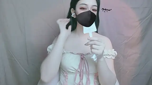 Sparkly Candy online show from January 13, 4:16 am