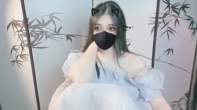 Sparkly Candy online show from November 8, 2:42 pm