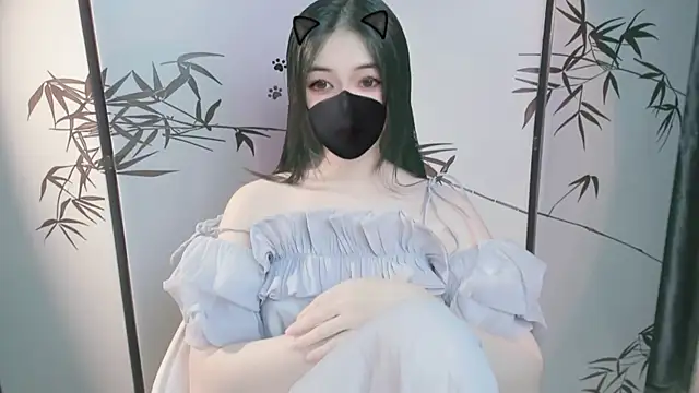 Sparkly Candy online show from November 8, 2:37 am