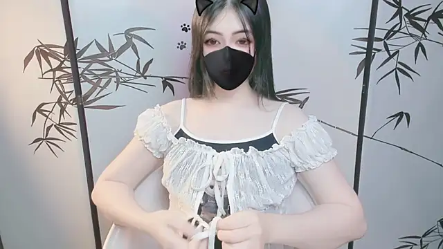 Sparkly Candy online show from December 1, 9:32 am