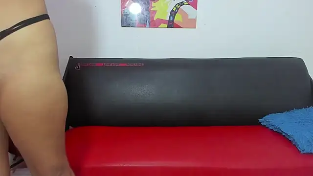 Snapshot of Totaldestructionparty chatting on October 10, 2:07 pm Totaldestructionparty online show from October 10, 2:07 pm