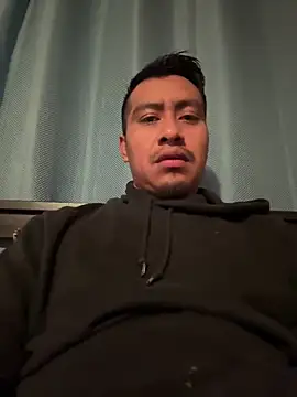 Snapshot of juniorl1 chatting on December 16, 5:17 pm juniorl1 online show from December 16, 5:17 pm