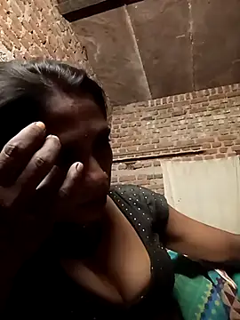 Snapshot of Xx_pooja chatting on October 16, 3:31 pm Xx pooja online show from October 16, 3:31 pm