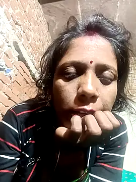 Snapshot of Xx_pooja chatting on November 20, 12:22 am Xx pooja online show from November 20, 12:22 am