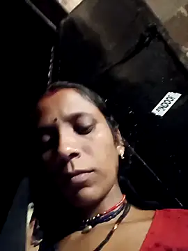 Snapshot of Xx_pooja chatting on October 5, 1:13 pm Xx pooja online show from October 5, 1:13 pm