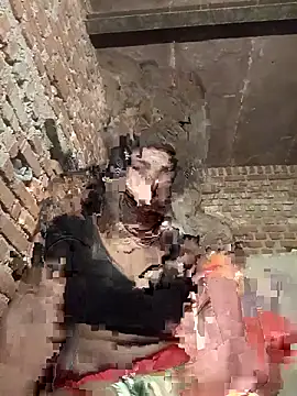 Snapshot of Xx_pooja chatting on September 24, 9:21 pm Xx pooja online show from September 24, 9:21 pm