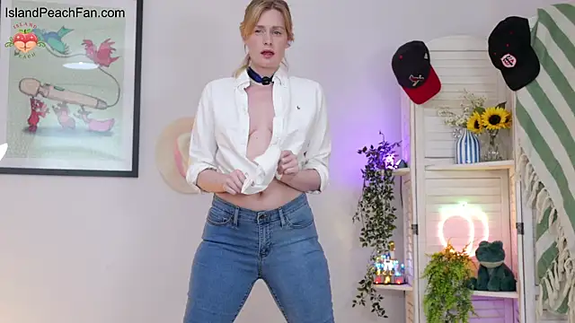 Island Peach online show from June 14, 2:18 pm